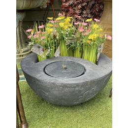 Round Water Fountain with Planter 